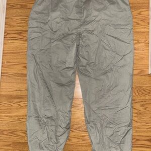 F&F Men's Light Gray Chinos